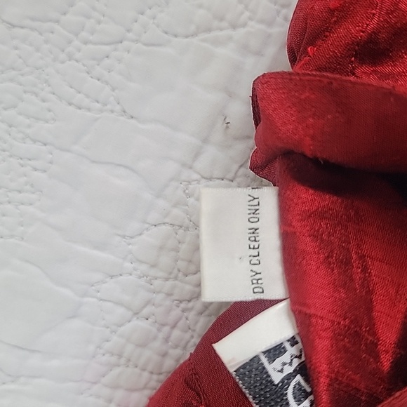 Ladies Silk Jacket - Picture 13 of 13